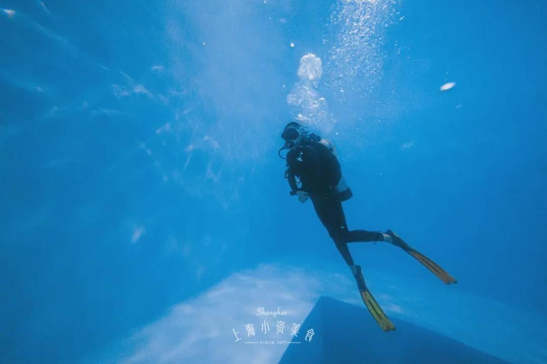 卡通汽车拼拼看